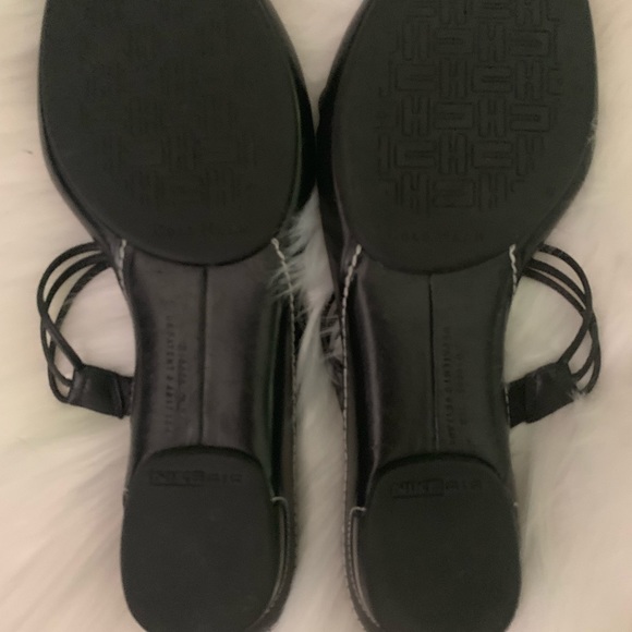 Cole Haan sandals - Picture 5 of 5